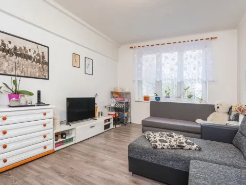 Prodej bytu 3+1, Neratovice, Dr. E. Beneše, 72 m2