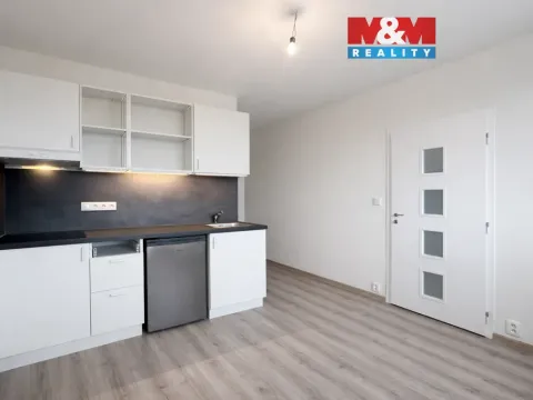 Pronájem bytu 2+kk, Neratovice, Na Výsluní, 35 m2