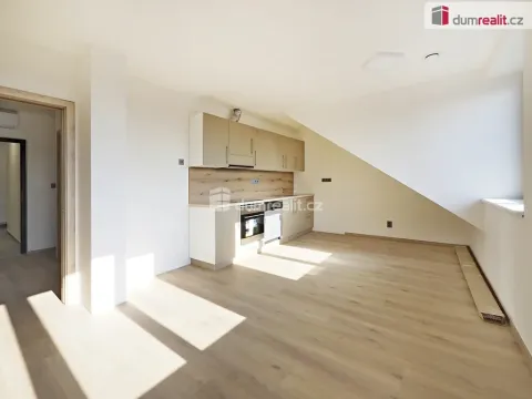 Pronájem bytu 2+kk, Mělník, Jiřího z Poděbrad, 48 m2