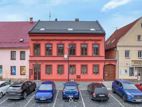 Prodej rodinného domu, Mimoň, nám. 1. máje, 256 m2