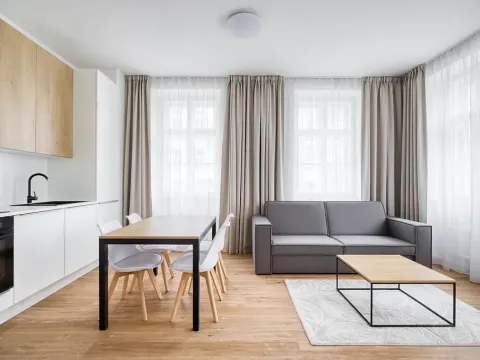 Pronájem bytu 3+kk, Praha - Karlín, Pernerova, 70 m2