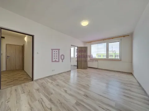 Pronájem bytu 3+1, Jindřichův Hradec - Jindřichův Hradec III, sídliště Vajgar, 68 m2