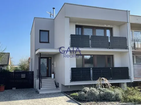 Prodej rodinného domu, Vlkoš, 162 m2