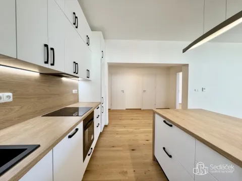 Pronájem bytu 2+kk, Karlovy Vary, Tyršova, 67 m2