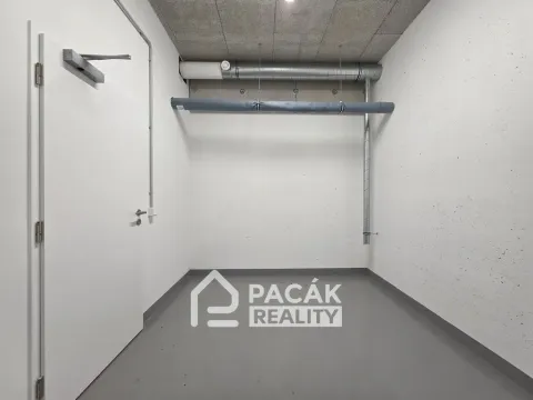 Pronájem - jiné, Olomouc, Milana Ticháka, 30 m2