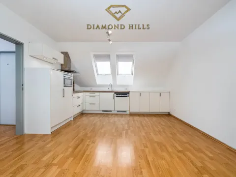 Pronájem bytu 3+kk, Holubice, Lipová, 88 m2