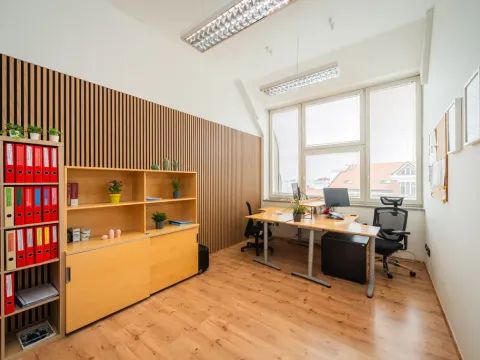 Pronájem kanceláře, Praha - Vinohrady, Slezská, 21 m2