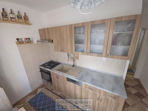 Prodej bytu 2+1, Krnov - Pod Bezručovým vrchem, Jiráskova, 55 m2