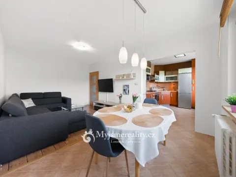 Prodej bytu 4+1, Práče, 87 m2