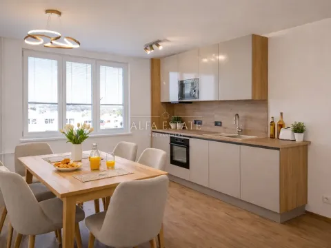 Prodej bytu 3+kk, Karlovy Vary - Drahovice, Východní, 61 m2