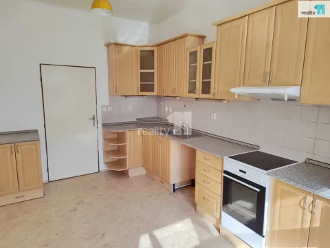 Pronájem bytu 3+1, Nová Paka - Studénka, 104 m2