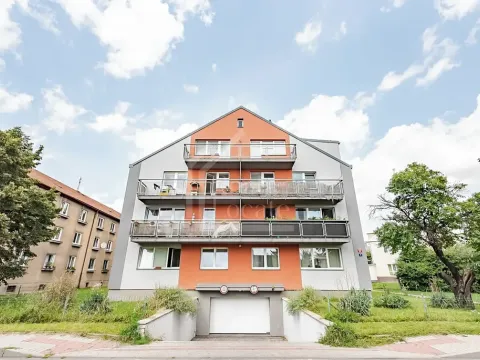 Pronájem bytu 1+kk, Praha - Prosek, Na vyhlídce, 37 m2
