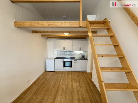 Pronájem bytu 1+kk, Praha - Smíchov, Na Valentince, 35 m2