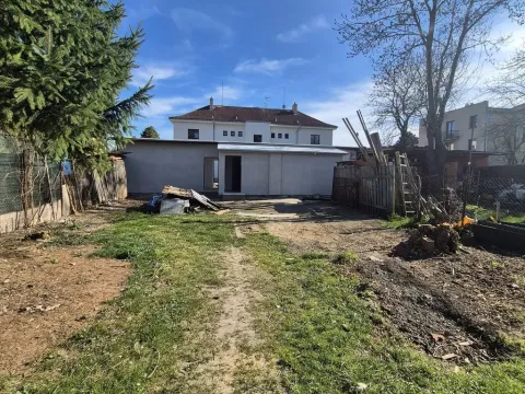 Pronájem zahrady, České Budějovice, Šípková, 400 m2