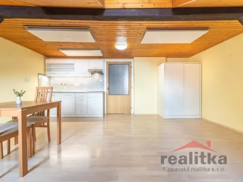 Pronájem bytu 2+kk, Opava - Předměstí, Pekařská, 47 m2