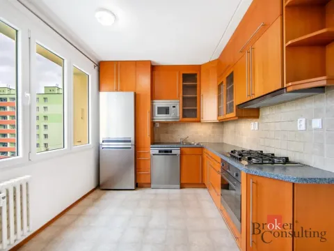 Pronájem bytu 4+1, Plzeň - Severní Předměstí, Strážnická, 76 m2