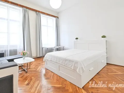 Pronájem bytu 2+1, Brno, Veselá, 52 m2