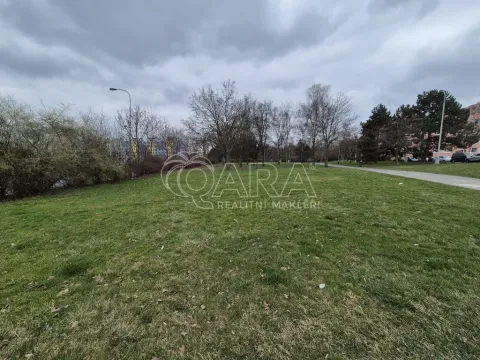 Pronájem komerčního pozemku, Praha - Háje, 2000 m2