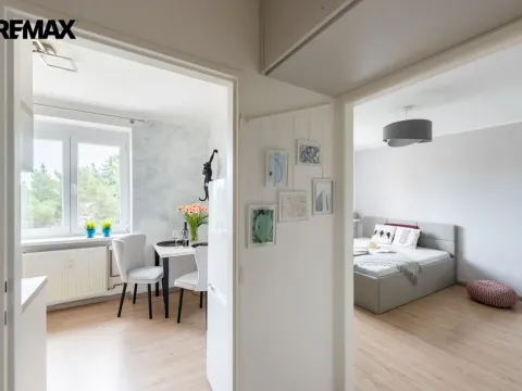 Pronájem bytu 1+1, Mníšek pod Brdy, Rudé armády, 32 m2