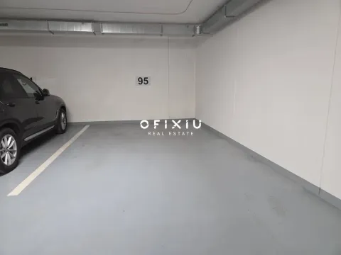 Pronájem garáže, Praha, Stejnosměrná, 20 m2