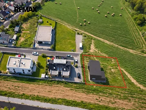 Prodej pozemku pro bydlení, Praha - Horní Počernice, U Zimoviště, 697 m2