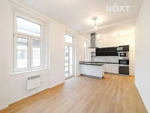 Prodej bytu 1+kk, Praha - Zbraslav, Elišky Přemyslovny, 33 m2