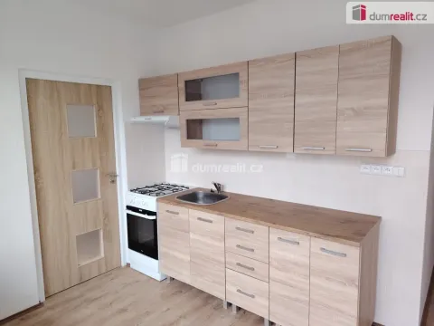 Pronájem bytu 3+1, Děčín - Děčín VI-Letná, U Tvrze, 72 m2