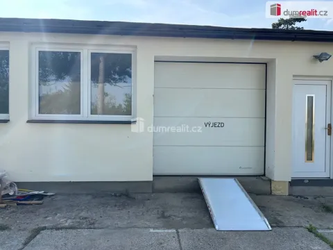 Pronájem skladu, Kolín - Kolín IV, Polepská, 214 m2