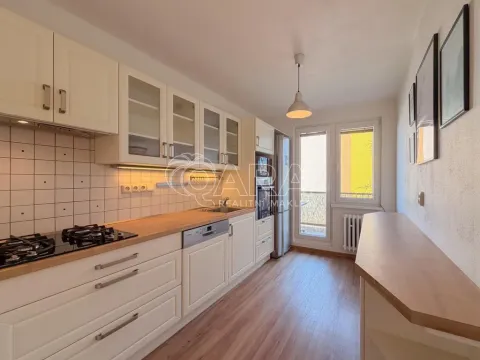 Pronájem bytu 3+1, České Budějovice - České Budějovice 5, E. Beneše, 76 m2