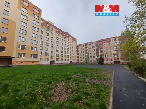 Prodej bytu 3+1, Orlová - Lutyně, Karla Dvořáčka, 71 m2