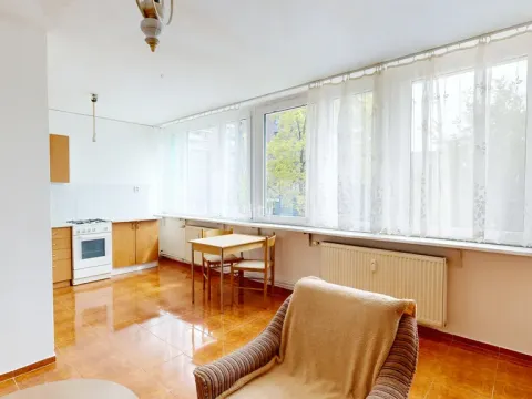 Prodej bytu 3+1, Praha - Karlín, K Olympiku, 57 m2