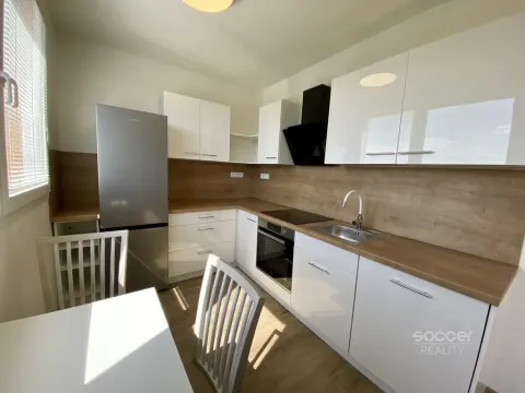 Pronájem bytu 2+1, Mladá Boleslav - Mladá Boleslav III, náměstí Republiky, 53 m2