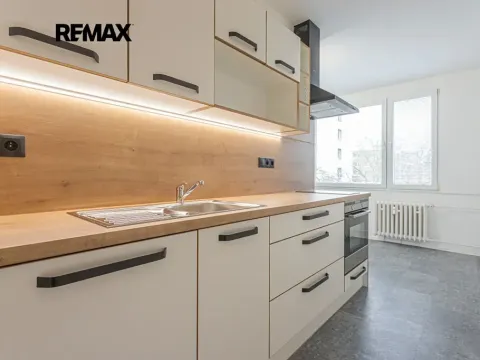 Prodej bytu 2+1, Louny, Josefa Schovánka, 59 m2