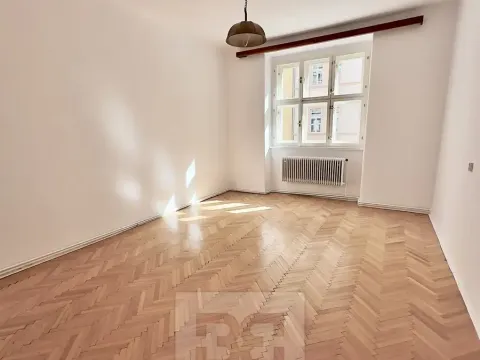 Pronájem bytu 3+1, Praha - Holešovice, U smaltovny, 104 m2