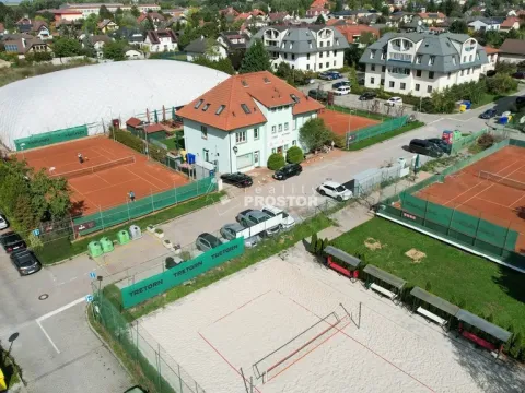 Prodej komerční nemovitosti, Rudná, Hořelické náměstí, 500 m2