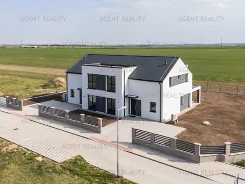 Prodej rodinného domu, Slaný, 156 m2