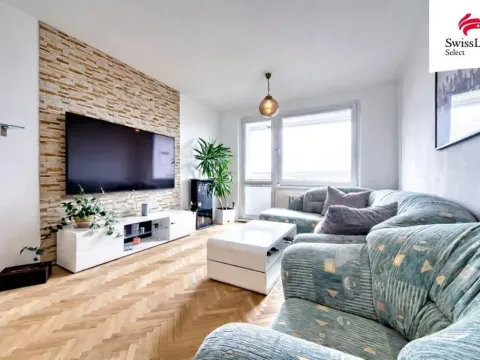 Prodej bytu 3+1, Říčany, Komenského náměstí, 64 m2