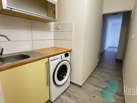 Pronájem bytu 1+1, Kaplice, Omlenická, 30 m2