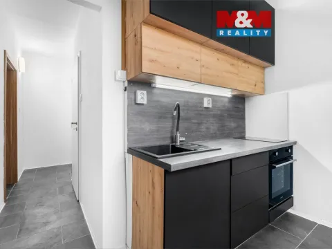 Pronájem bytu 1+1, Liberec - Liberec VI-Rochlice, Pazderkova, 35 m2