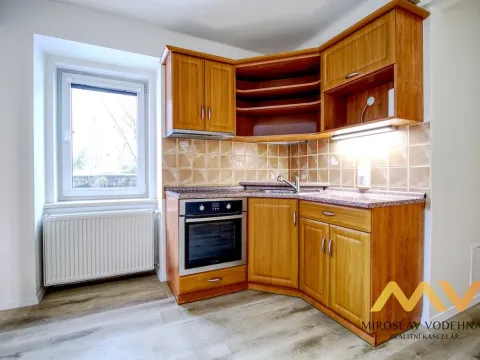 Pronájem bytu 2+kk, Hradec Králové, Střelecká, 38 m2