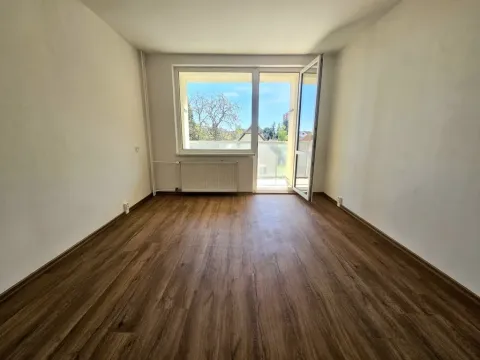 Pronájem bytu 2+1, Praha, Dolnojirčanská, 61 m2