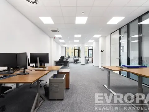 Pronájem kanceláře, Pardubice - Zelené Předměstí, třída Míru, 272 m2