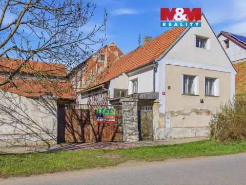 Prodej zemědělské usedlosti, Kněževes, Pražská, 90 m2