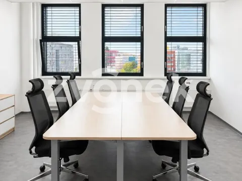 Pronájem kanceláře, Zlín, třída Tomáše Bati, 36 m2