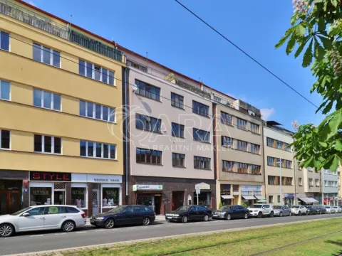 Pronájem obchodního prostoru, Praha - Břevnov, Bělohorská, 30 m2