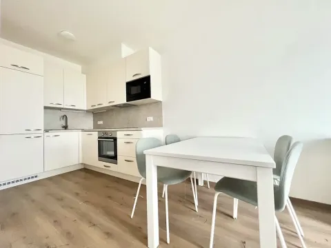 Prodej bytu 3+kk, Praha - Záběhlice, Choceradská, 74 m2