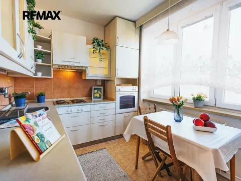 Prodej bytu 2+1, Velké Meziříčí, Bezručova, 57 m2