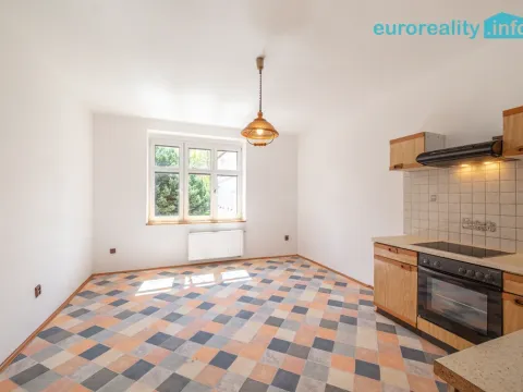 Prodej bytu 2+kk, Cheb, Vančurova, 48 m2