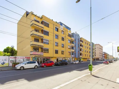 Pronájem bytu 1+kk, Pardubice - Zelené Předměstí, Jana Palacha, 30 m2