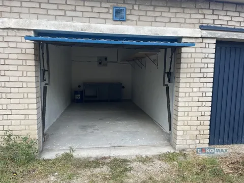 Pronájem garáže, Břeclav, Bří. Mrštíků, 18 m2